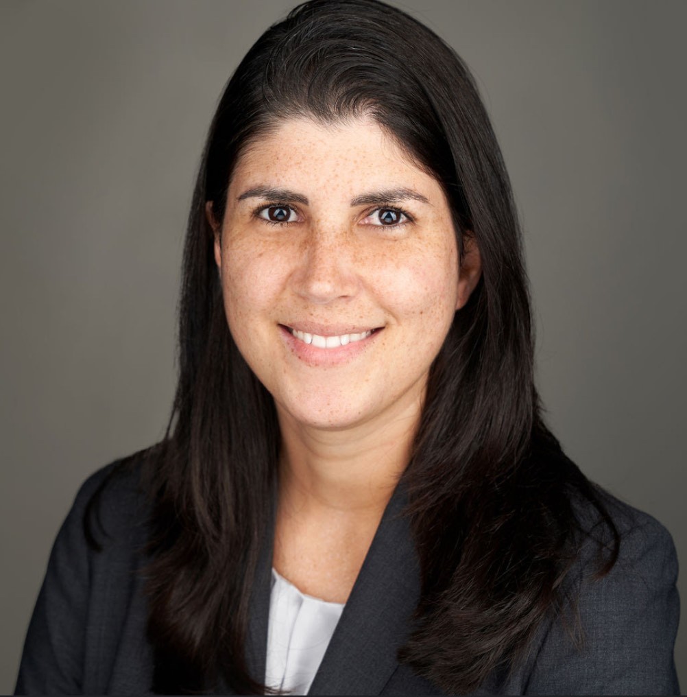 Heloisa DeCarvalho, Attending Physician